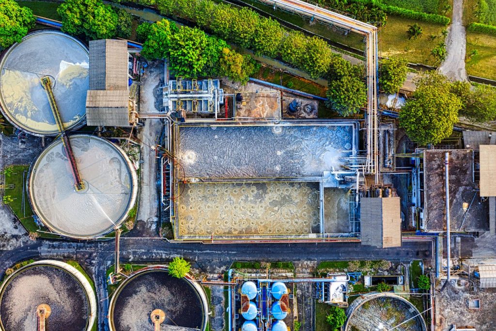 A modern, industrial fish processing facility in Conakry equipped with cold storage, supported by the Yes Invest in Guinea network.