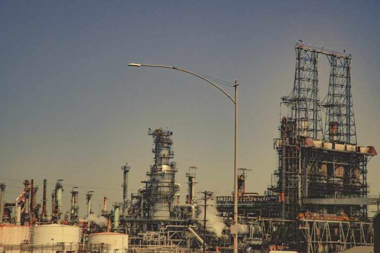 Oil and Gas Prospects: Offshore Exploration in Guinea overview by yes! invest guinea.