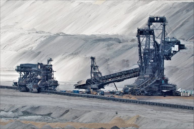 Silver mining in Guinea precious metals investment guide by yes! invest guinea.